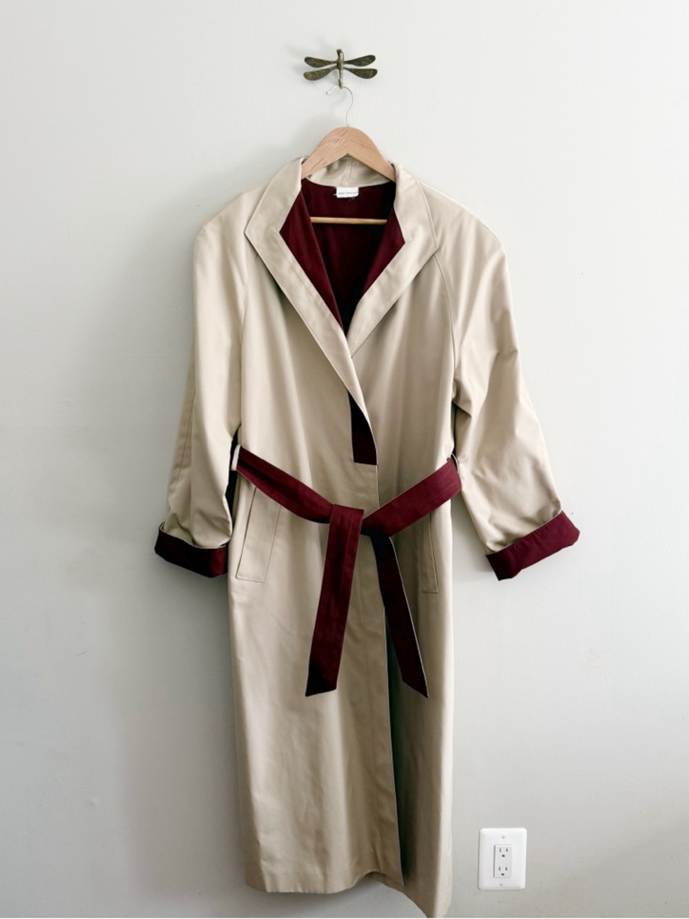Etienne Aigner Reversible Vintage Tan & Burgundy Trench Coat Womens